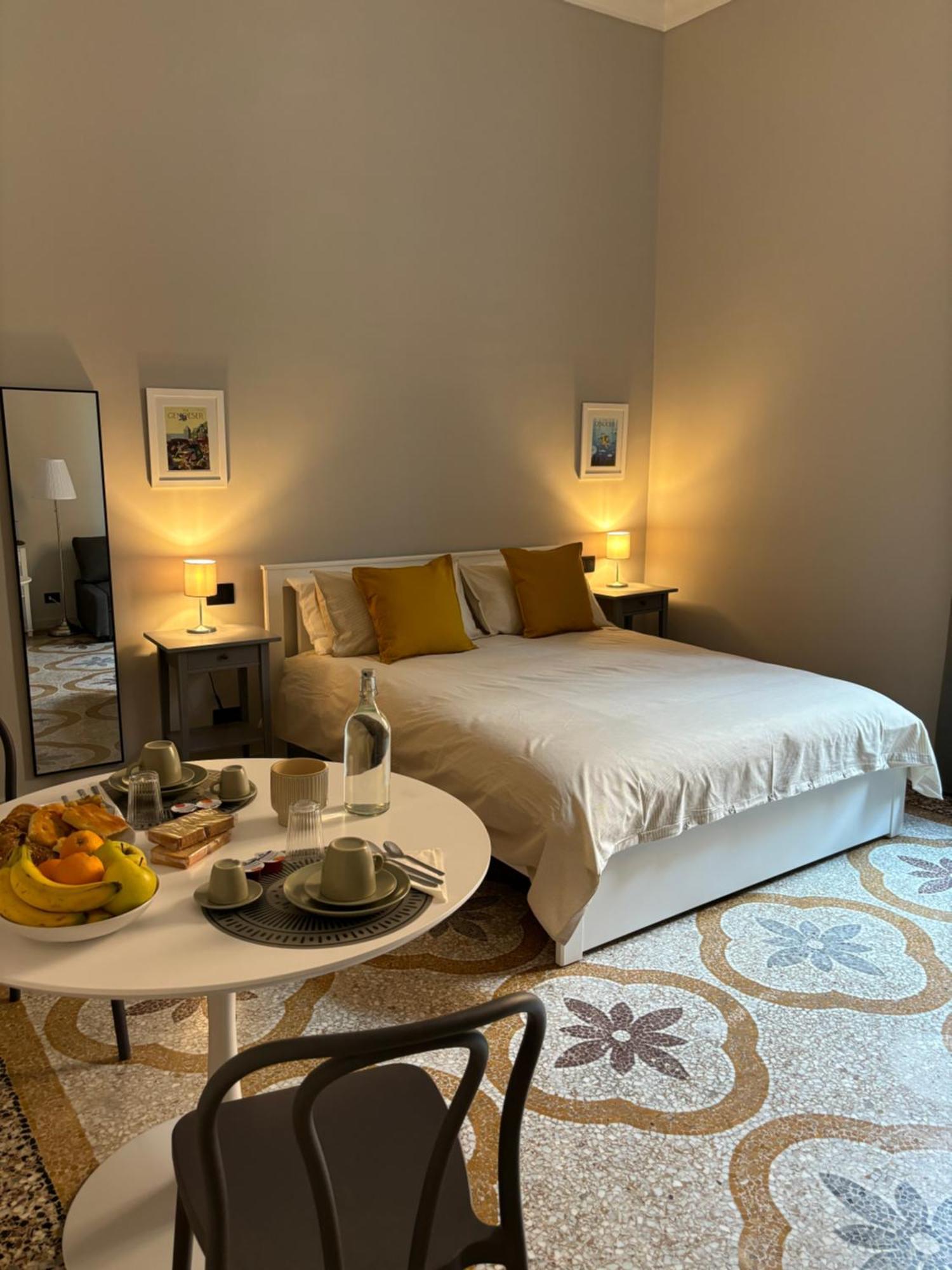 B&B Genova Holiday Couette-café